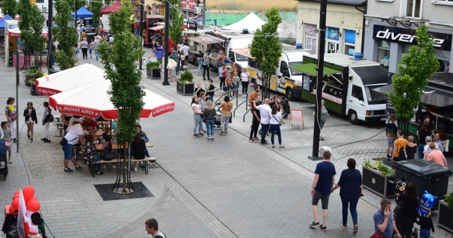 Radomszczański Projekt Lato na finiszu. Na Reymonta koncerty i food trucki