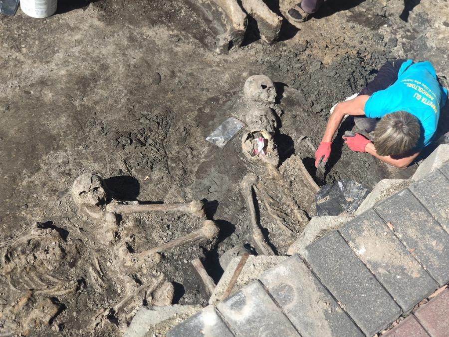 Archeolog Marcin Biskup: oceniam, że te ludzkie kości pochodzą z XVI-XVII wieku