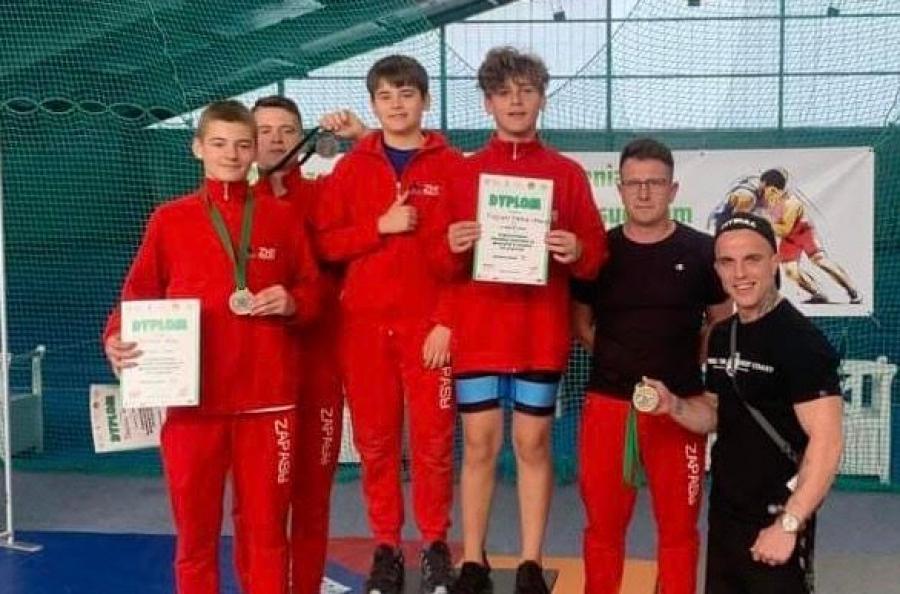 Zawodnicy ZKS Radomsko na podium Mistrzostw Krajowego Zrzeszenia LZS
