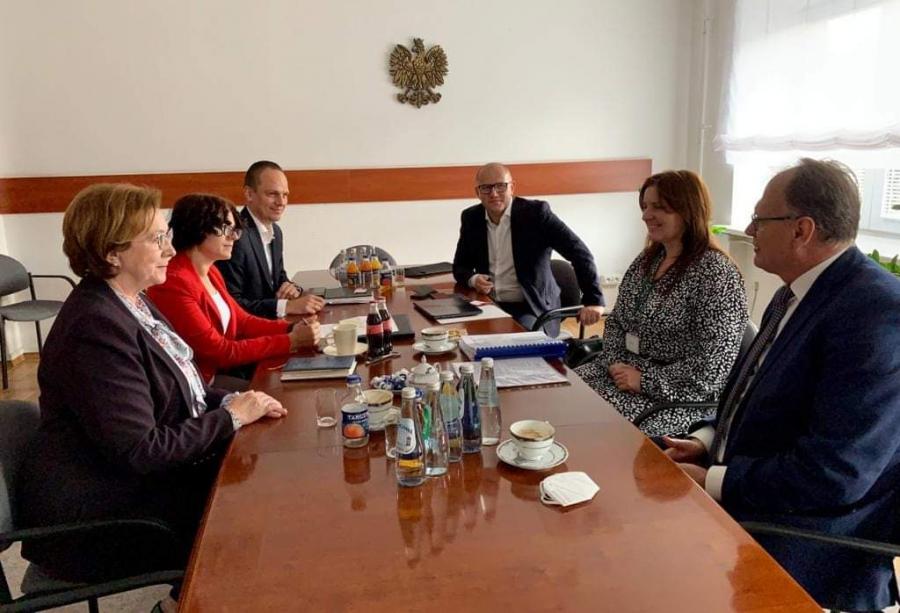 Anna Milczanowska i prezydent Jarosław Ferenc w Ministerstwie Infrastruktury