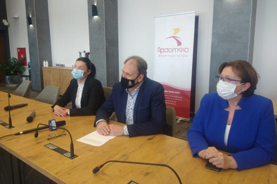 Łuszczyn: Z ręką w nocniku. Opozycja czeka, PiS zadowolone, tylko RdR pracuje