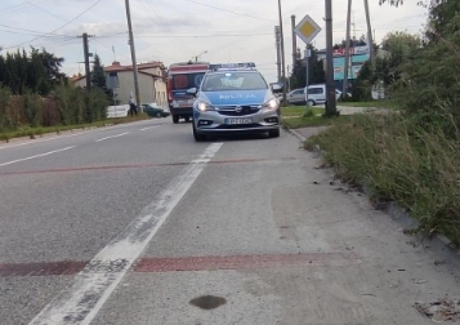 32-letni rowerzysta miał wypadek na Sucharskiego. Mógł wpaść pod TIR-a