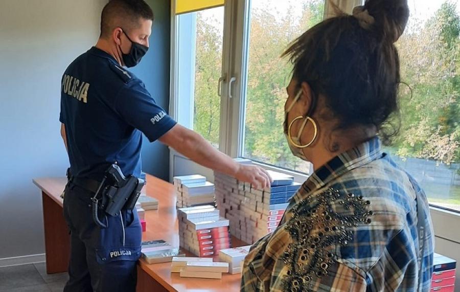 38-letnia obywatelka Bułgarii sprzedawała na Targowicy podrobione ubrania i perfumy