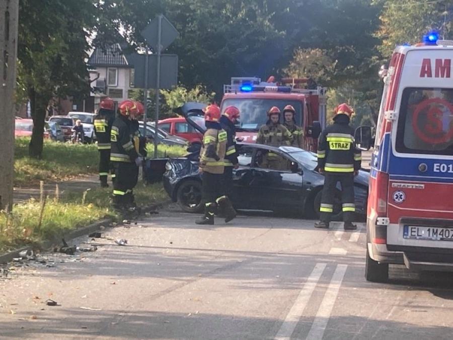 Wypadek na ulicy Prymasa Wyszyńskiego. 24-latek wymusił pierwszeństwo