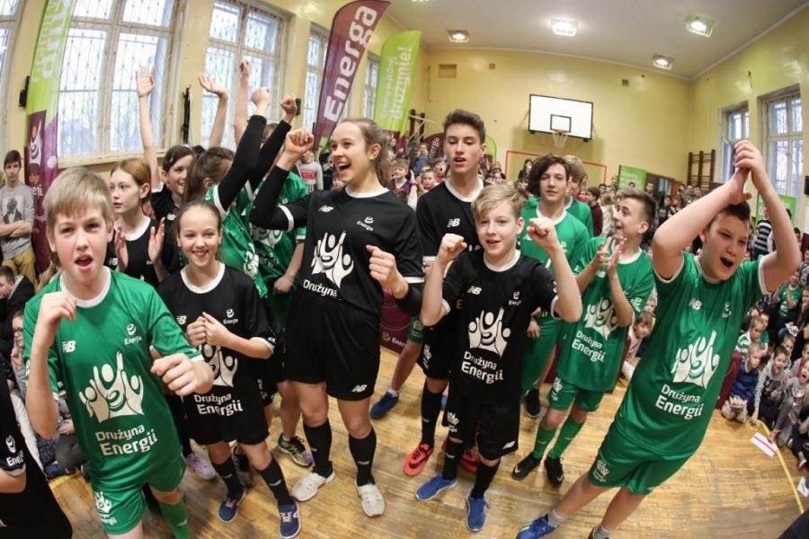 Sukces szkoły w Kodrębie. Placówka w II etapie konkursu „Drużyna Energii”
