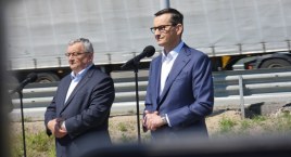 Otwarcie A1 Kamieńsk - Piotrków Trybunalski. Premier Mateusz Morawiecki: - Droga z północy na południe była koszmarem