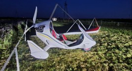 Krzywanice, gmina Lgota Wielka. 44-latek pilotujący motolotnię popełnił błąd przy podejściu do lądowania. Zahaczył o linię wysokiego napięcia