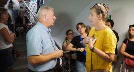 [WIDEO, ZDJĘCIA] Mechanik. Nauczyciele i rodzice: Powierzcie obowiązki Ewie Grodzickiej. Zarząd powiatu: Nie przyjęła propozycji