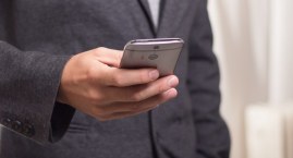 - Pani syn spowodował wypadek, potrzebne są pieniądze. Kobieta oddała oszustom kilkadziesiąt tysięcy złotych