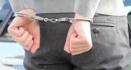 Radomszczańscy policjanci jednego dnia zatrzymali pięciu poszukiwanych mężczyzn, którzy sami powinni zgłosić się do więzienia