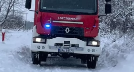 Sąsiedzi nie widzieli go kilka dni. Wezwali straż. Strażacy znaleźli w domu wyziębionego mężczyznę