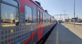 Bilet „zero złotych” dla uczniów i studentów. Autobusem i pociągiem z Radomska do Łodzi i z powrotem