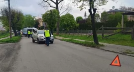 Potrącenie pieszego na ulicy Wyszyńskiego. Pijany 35-latek wszedł pod koła hyundaia 