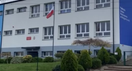 Afera obiadowa: urzędnicy dokarmiani ze szkolnej stołówki. Ze specjalną zniżką. Drugie danie tylko po 9 zł