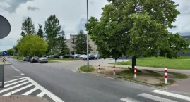 Ulica Jagiellońska. Kierowcy nie potrafią parkować i łamią przepisy. Policjanci wypisują słone mandaty. Trzeba zapłacić nawet 1500 zł