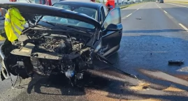 Autostrada zablokowana przez dwie godziny. Kierowca audi zasnął za kierownicą