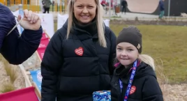 [ZDJĘCIA] 33. finał Wielkiej Orkiestry Świątecznej Pomocy. Bieg, morsowanie, drift. Dzieje się