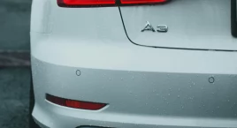 Zderzenie dwóch Audi na ulicy Jagiellońskiej. Na miejsce wysłano służby ratunkowe