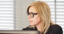 Wszystkie etaty Ewy Gajzler: Ja jestem kobieta pracująca, żadnej pensji się nie boję