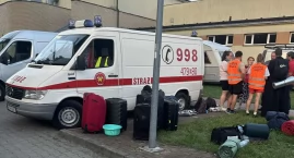 [PILNE] Wypadek pod Przedborzem. Pijany kierowca wjechał w pielgrzymkę. Są ranni [WIDEO]