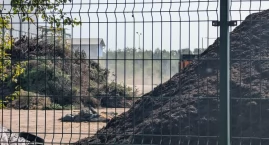  Smród nie daje im żyć: Sąsiedzi  Punktu Selektywnej Zbiórki Odpadów Komunalnych skarżą się na uciążliwości