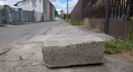 Konflikt na Moniuszki. Na chodniku pojawił się... kr&hellip;