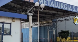 Komuna padła, koniec legendy: koniec Metalurgii rozpoczął się wraz z przełomem 1989 roku i prywatyzacją w ramach NFI