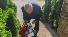 Pamiętają o ofiarach zbrodni w Dmeninie. Radny Arkad&hellip;