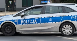 Wypadek w Rzejowicach. Toyota wjechała do rowu. Na m&hellip;