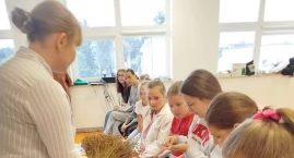 Od ziarna lnu do własnoręcznie utkanej próbki. Dziec&hellip;