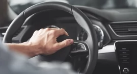 Kolizja na A1. W Oplu zablokowało się koło. 55-latek&hellip;