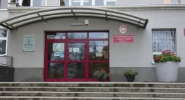 Nauczyciele popierają Koselę. Rada Pedagogiczna I LO pisze list w sprawie konkursu na dyrektora