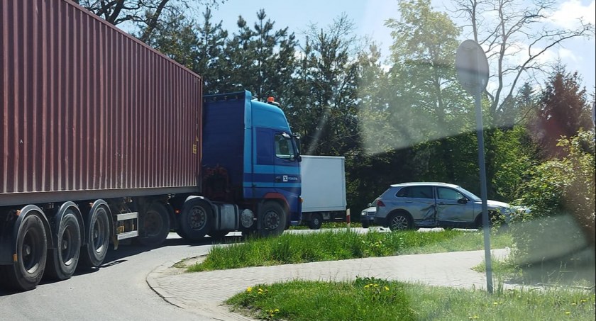 Wymusił pierwszeństwo na volkswagenie