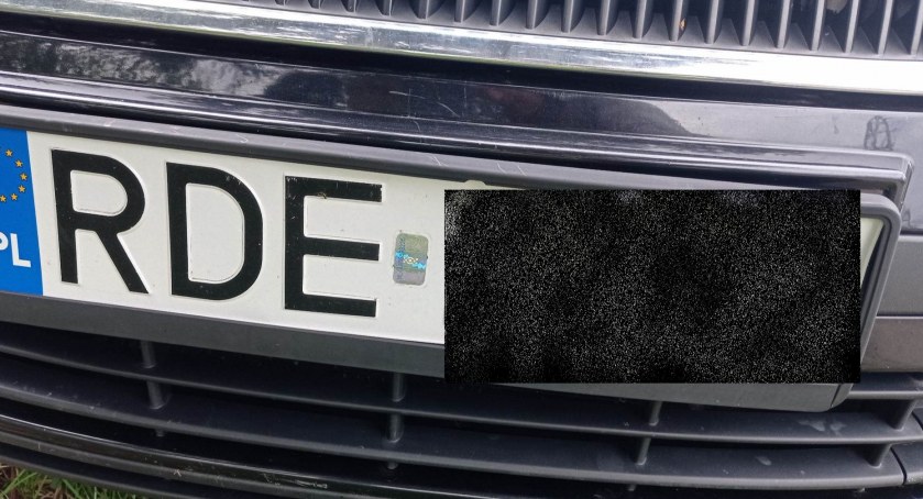 Mercedes na tablicach z Audi