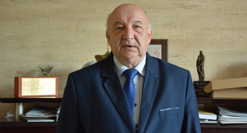 Wójt szuka rzecznika prasowego? Zakres zadań powala