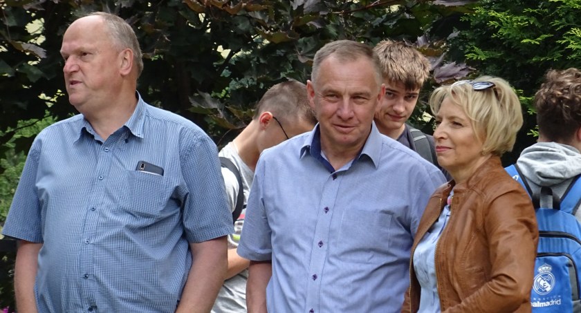 Kwiatek oblegany, czyli co wybrali ósmoklasiści