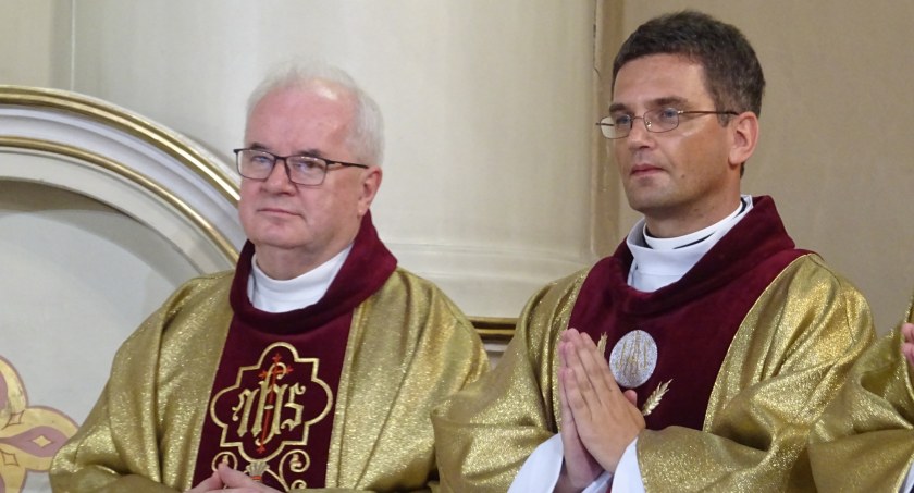 Ks. Paweł Bogaczyk powitany w roli proboszcza