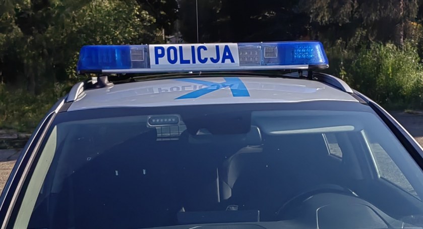Efekt domina na łączniku z autostradą