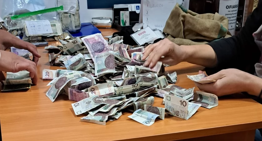 Blisko 23 tysiące złotych zebrali na renowację grobów