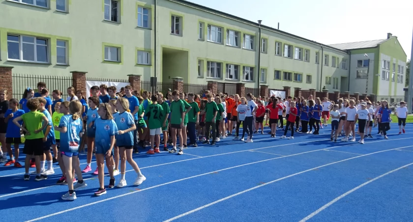 Miliony dla uczniów z powiatu dębickiego