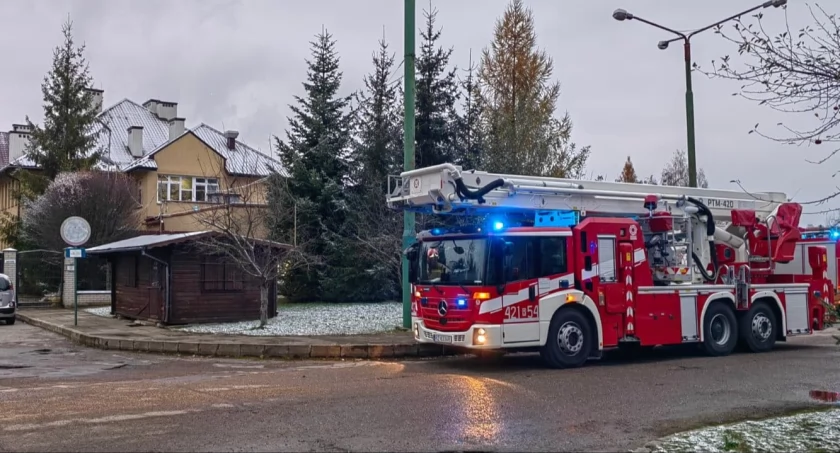 Pięć wozów strażackich pojechało do Straszęcina