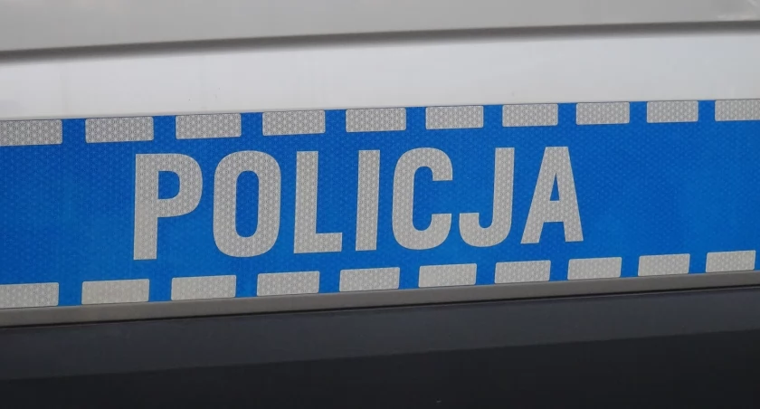 Świadkowie zareagowali widząc śpiącą kobietę