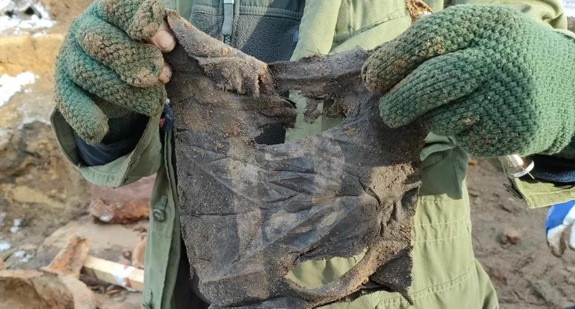 Wykopali fragment ubrania polskiego więźnia [ZDJĘCIA]