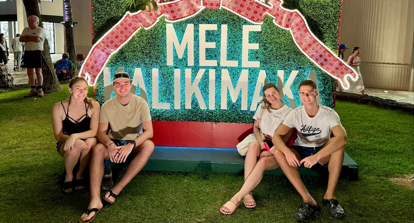 Mele Kalikimaka życzy wszystkim Szymon Ziaja