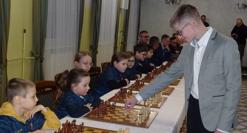 Wójt zremisował z mistrzem świata, wicestarosta zastosował obronę Głobikowej