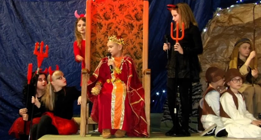 Koledy śpiewali wszyscy uczniowie szkoły