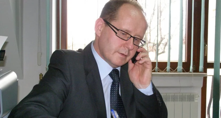 Wyjaśnia się polityczna przyszłość burmistrza Dębicy