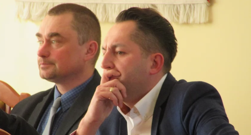 Rada Powiatu: na listach starzy znajomi i nowe twarze