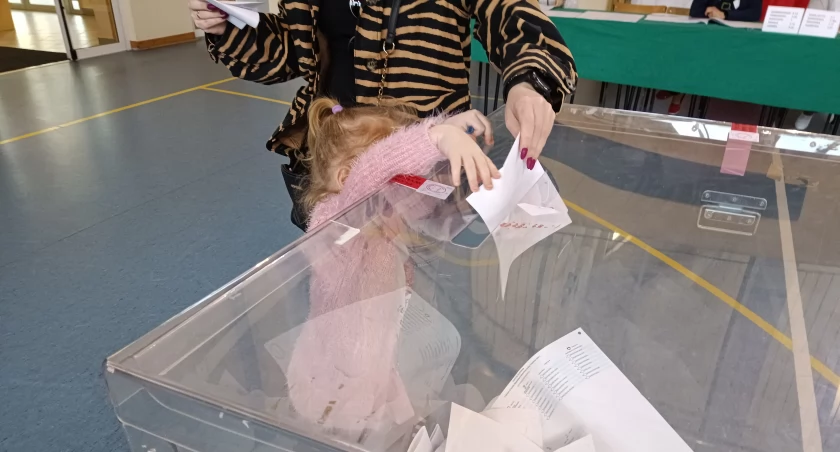 W Dębicy zagłosujemy ponownie. W drugiej turze Krycki i Kutrzeba
