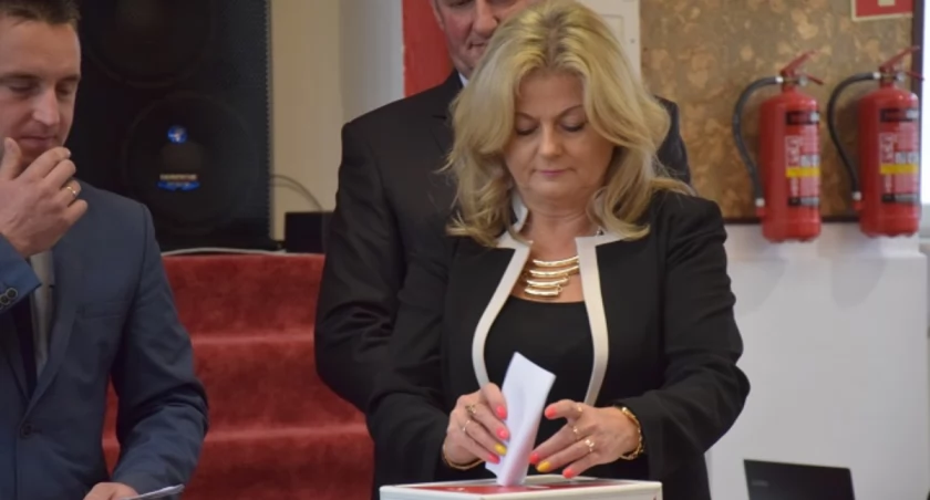 Prawo i Sprawiedliwość hegemonem w Radzie Powiatu